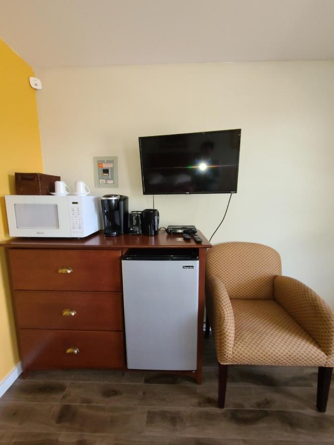 Bay Motel